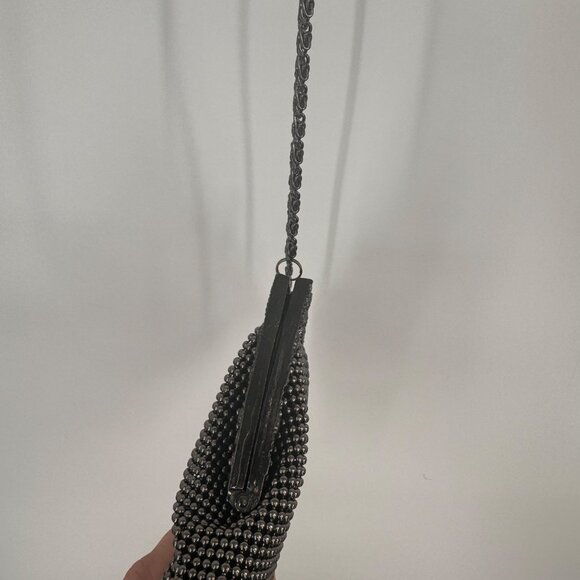 Vintage Talbots Black Mesh Evening Bag  Chain Strap & Kiss Lock Closure gray - Picture 11 of 15